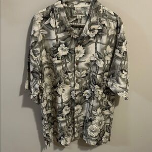 Tommy Bahama 100% Silk Hawaiian Camp Shirt Gray Floral Size Large